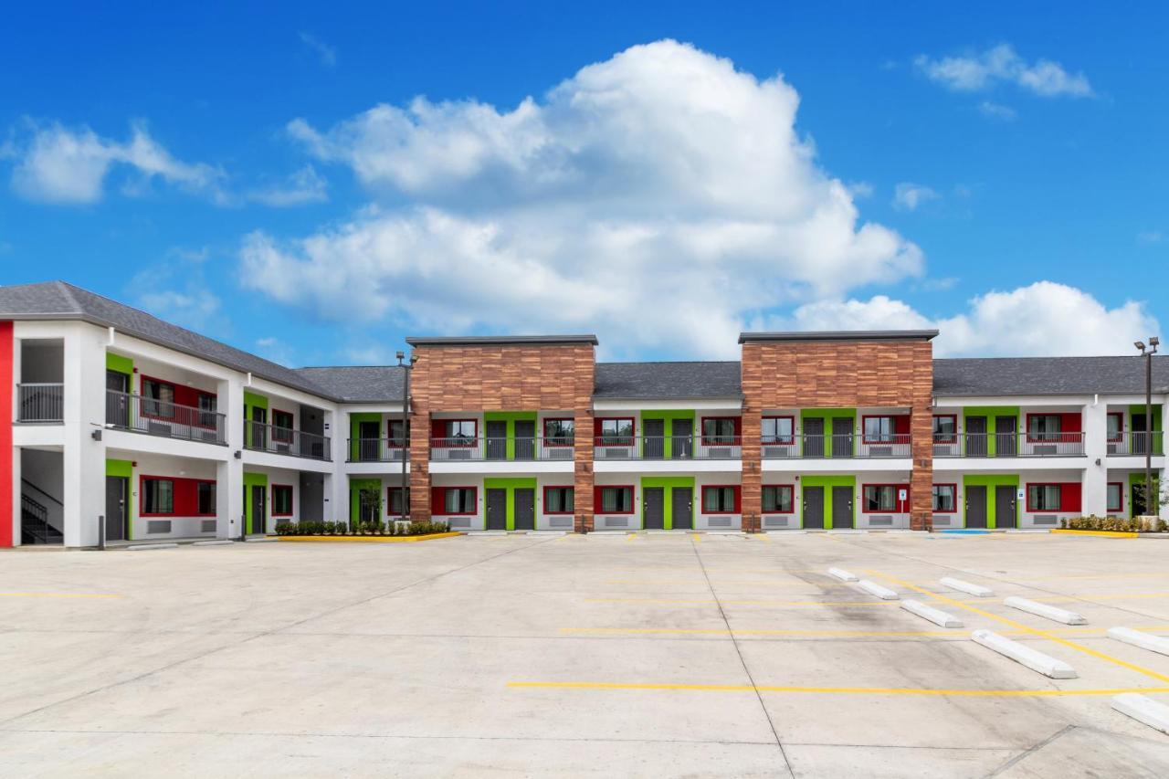 Americas Best Value Inn & Suites Kingwood Iah Airport Humble Exterior foto